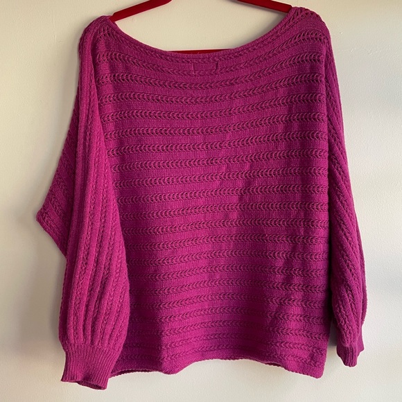 Bluivy Off the Shoulder Dolman Sweater Size S/M - Picture 3 of 7